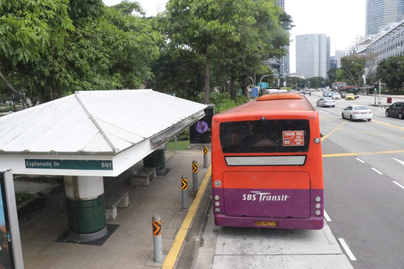 シンガポール　路線バス　2階車窓