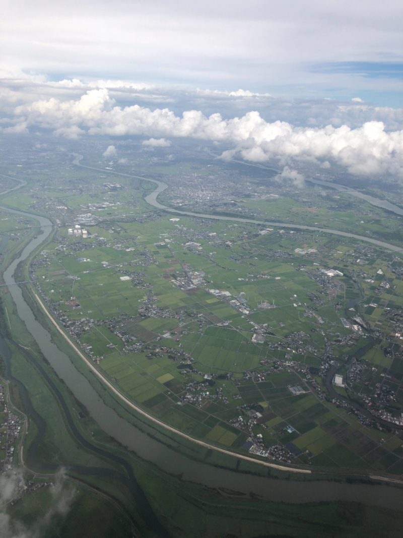 名古屋上空