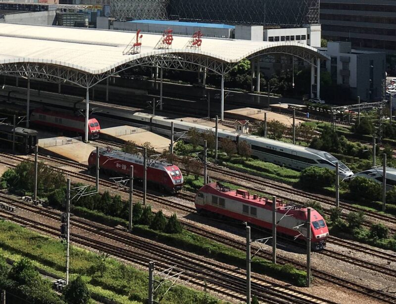 上海駅　機関車